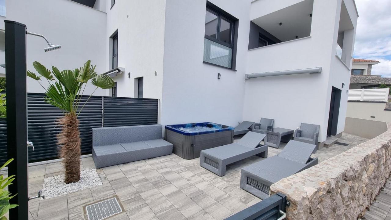 Bartol Luxury Apartments Krk Croatia, With Own Hot Tub - Whirlpool Krk Town Exterior photo