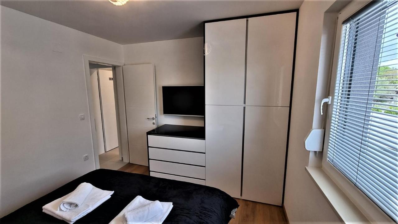 Bartol Luxury Apartments Krk Croatia, With Own Hot Tub - Whirlpool Krk Town Exterior photo