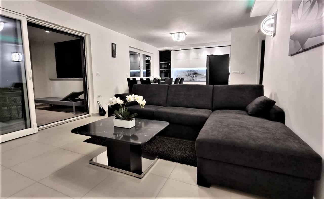 Bartol Luxury Apartments Krk Croatia, With Own Hot Tub - Whirlpool Krk Town Exterior photo