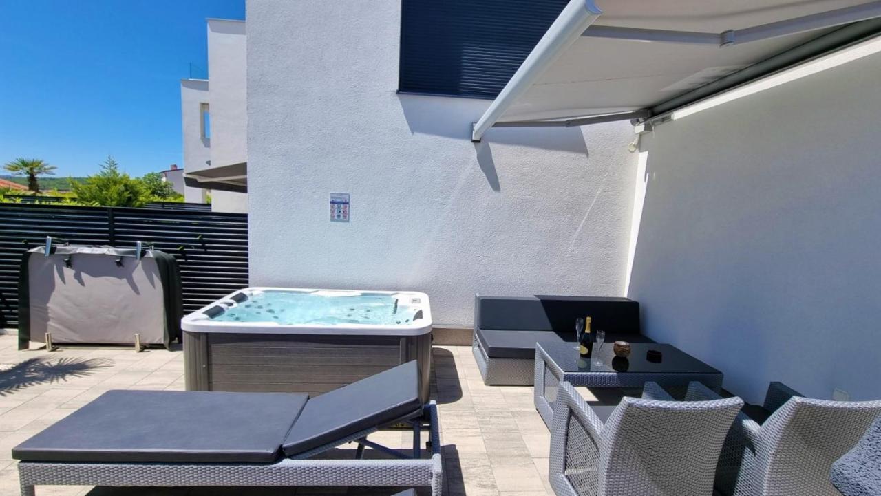 Bartol Luxury Apartments Krk Croatia, With Own Hot Tub - Whirlpool Krk Town Exterior photo